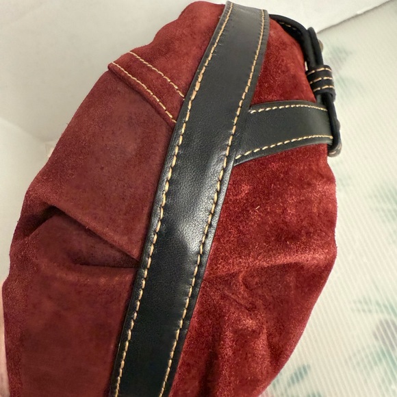 MAXX New York burgundy suede leather hobo shoulder bag - Picture 3 of 6